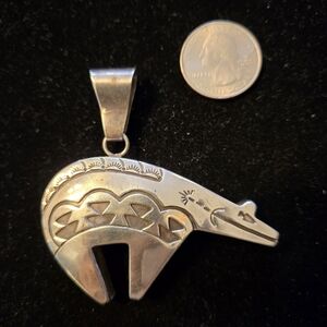 VINTAGE STERLING NATIVE AMERICAN BEAR Pendant.